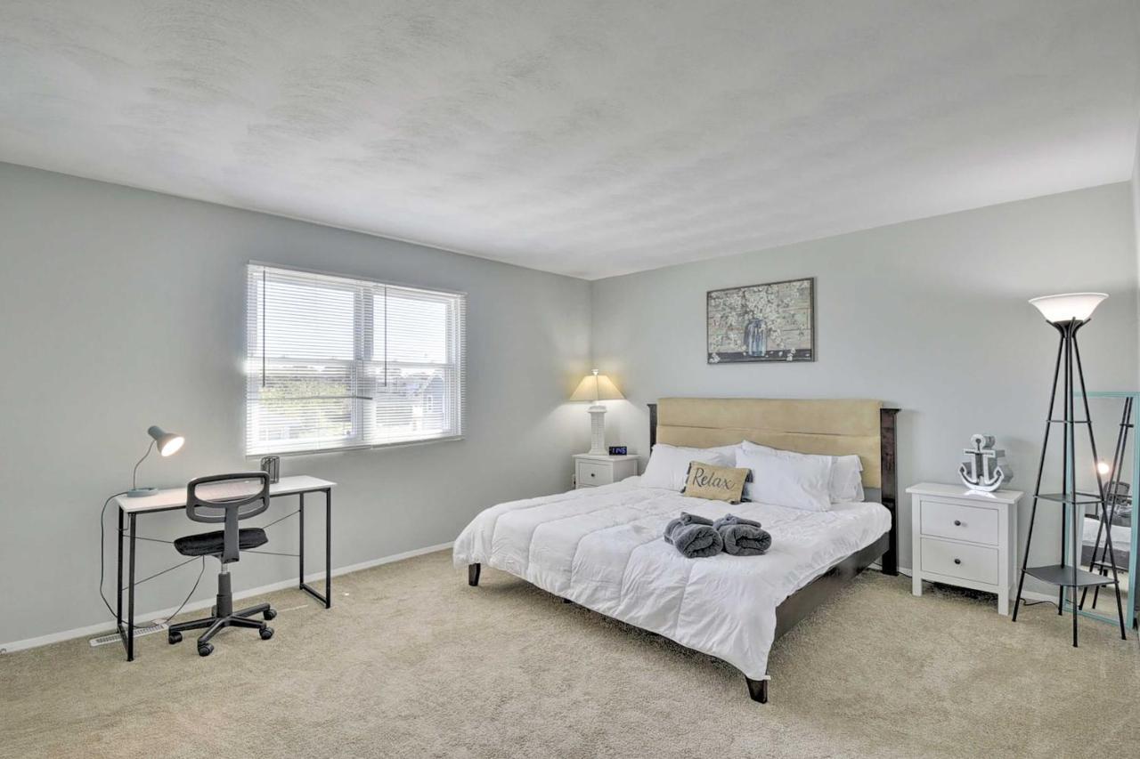 Sunny Norfolk Duplex - Walk To Lake And Beach! North Camellia Acres Exterior photo